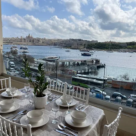 Galileo - Modern Seafront Apartment-sliema Ferries