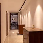 Galileo - Modern Seafront Apartment-prime Location *