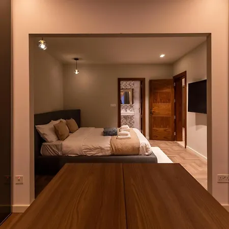 Apartment Galileo - Seafront Luxury Sliema