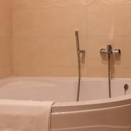 Galileo - Seafront Luxury Apartamento *