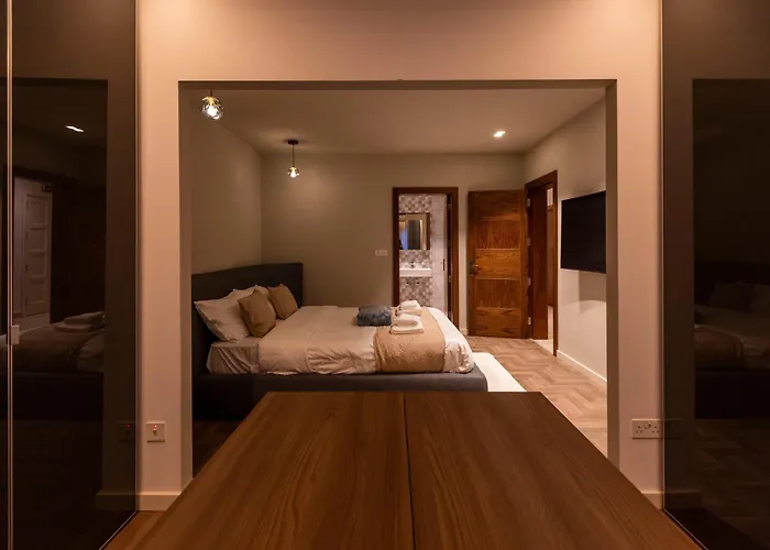 Apartment Galileo - Modern Seafront Apartment-prime Location Sliema