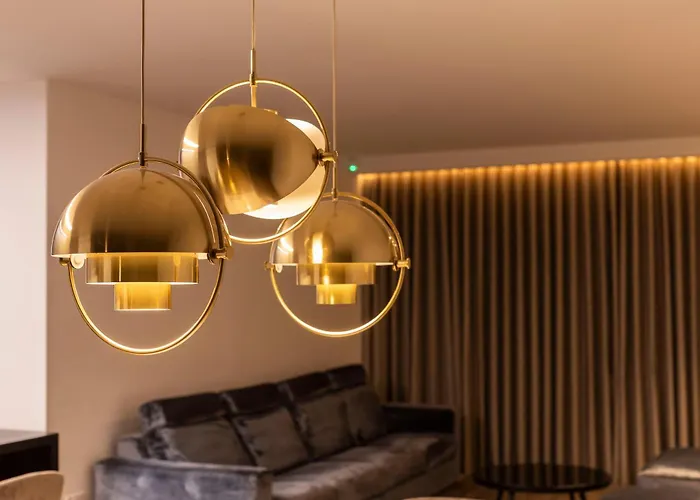 Galileo - Modern Seafront Apartment-prime Location Apartment *