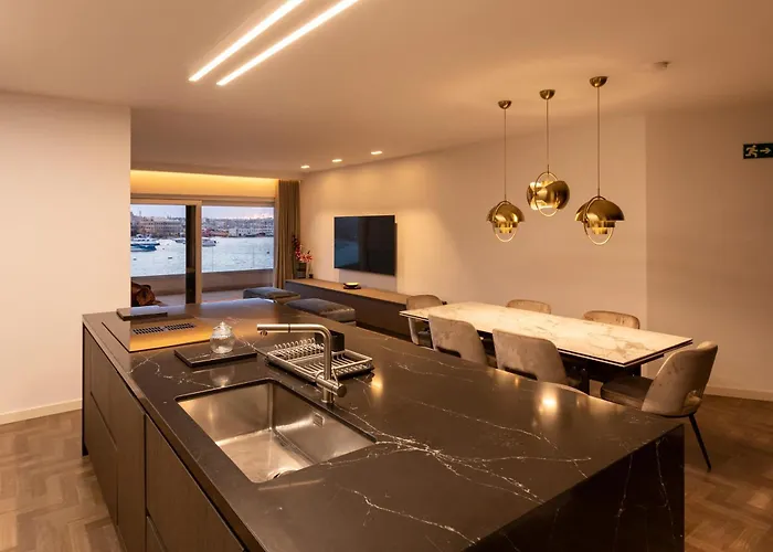 Apartment Galileo - Modern Seafront Apartment-prime Location *