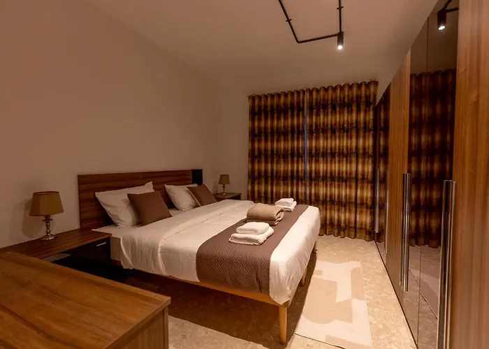 Galileo - Modern Seafront Apartment-prime Location Apartment