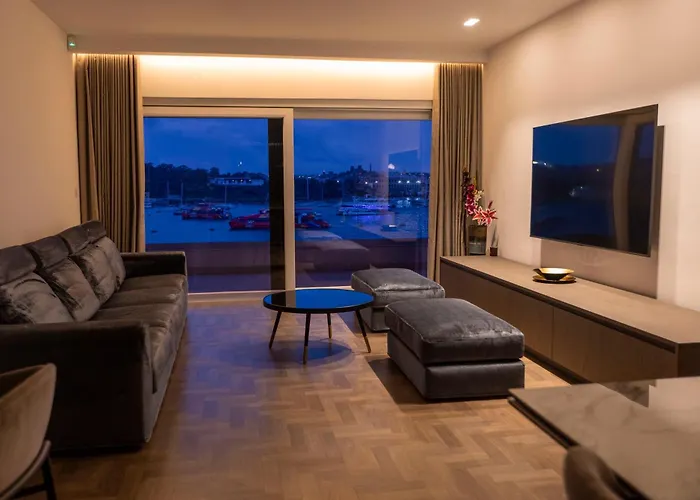 Galileo - Modern Seafront Apartment-prime Location * Sliema