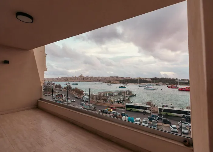 Galileo - Modern Seafront Apartment-prime Location * Sliema