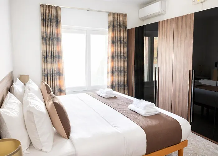 Apartament Galileo - Modern Seafront Apartment-prime Location *