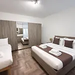 Apartment Galileo - Modern Seafront Apartment-prime Location Sliema