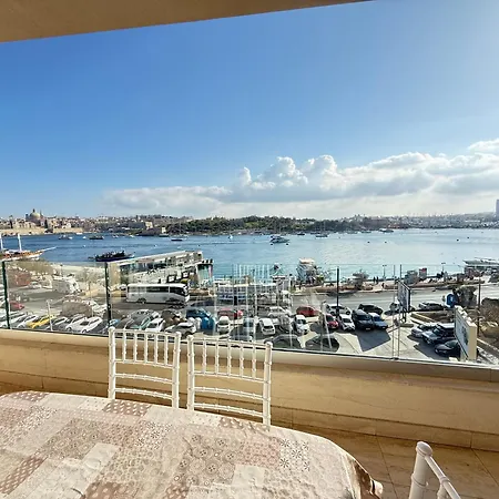 Galileo - Modern Seafront Apartment-prime Location Apartment Sliema